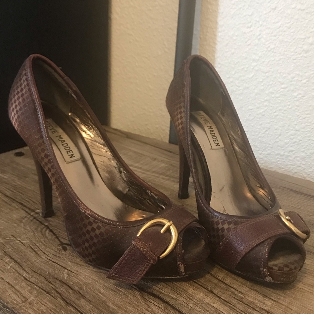 Steve Madden Fabric Platform Peep Toe Heels